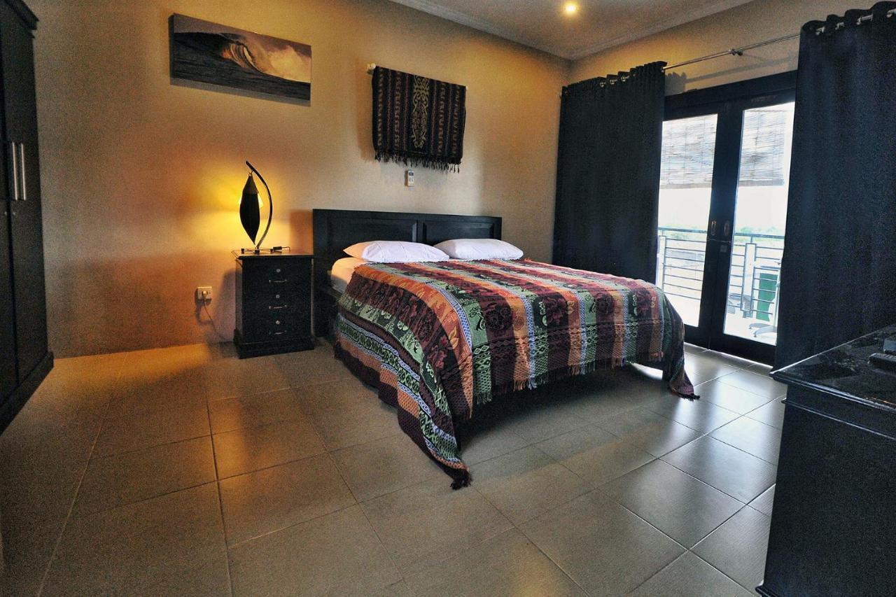 Bed and Breakfast Wave House Gerupuk South Lombok Praya Exterior foto